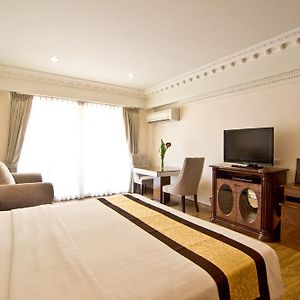Standard Zimmer mit Kingsize-Bett